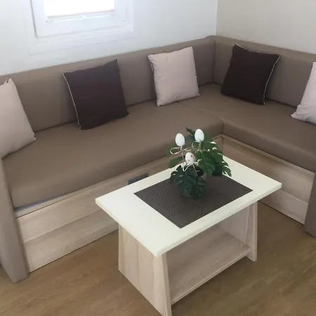 Floating House - Arena 2 Vakantiehuis